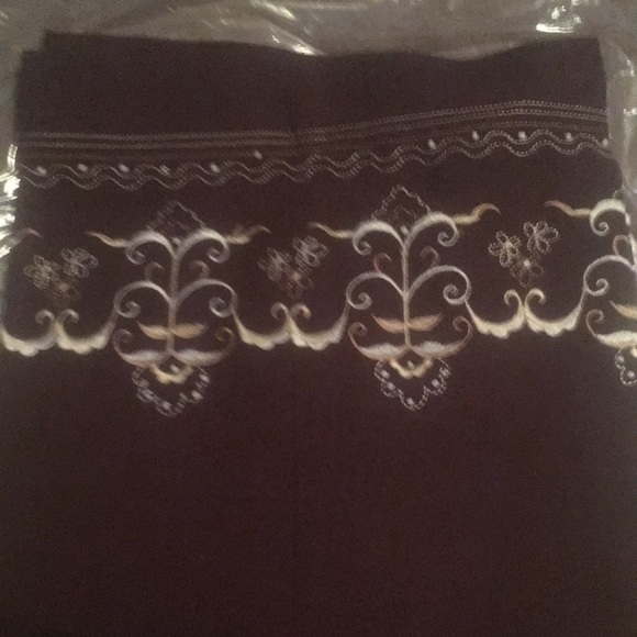 Studio I size 16, 2 piece pant suit - Picture 11 of 12